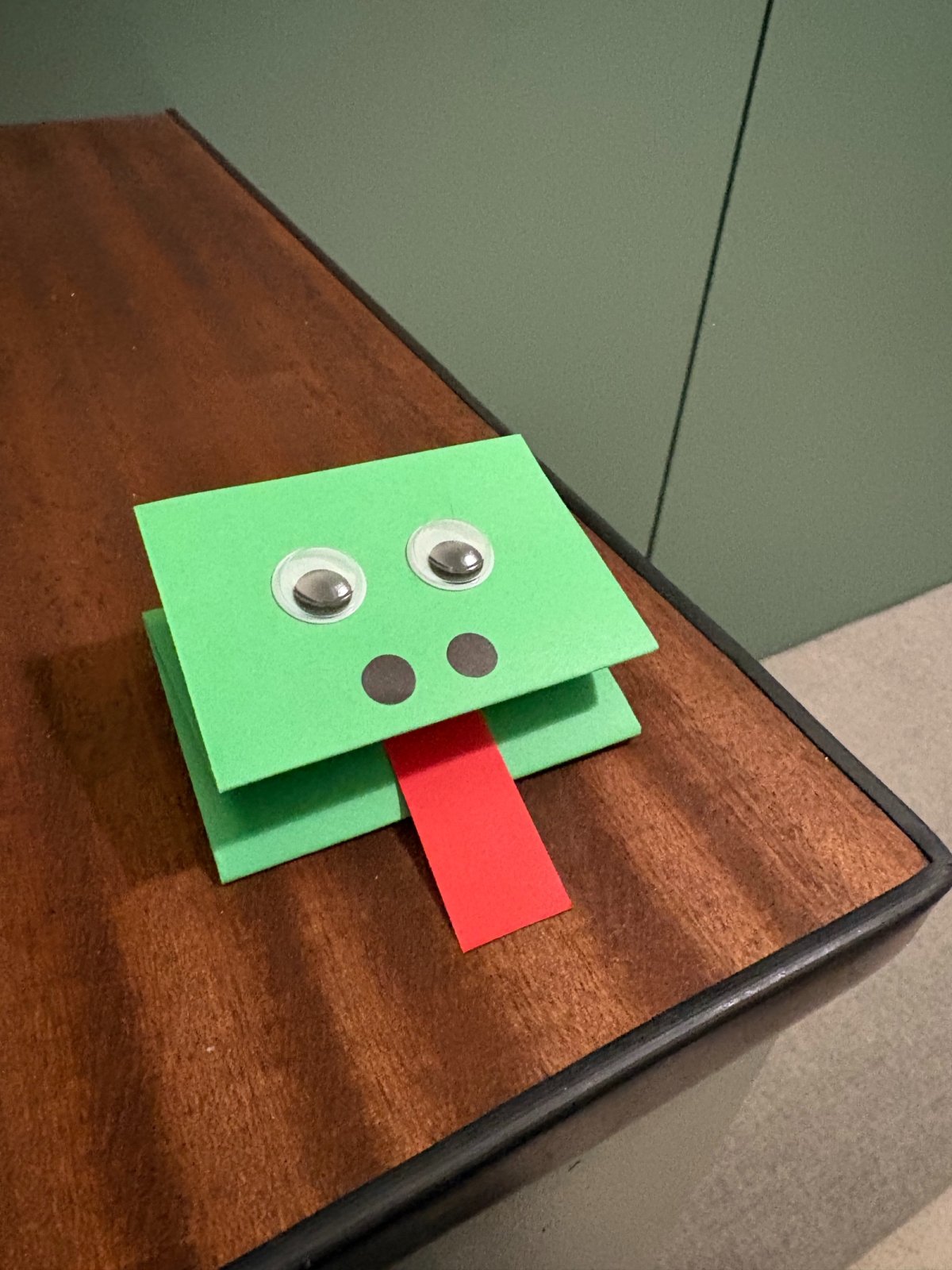 Easy Frog Puppet